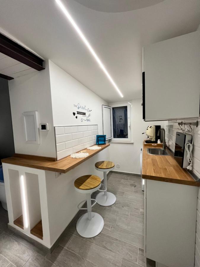 The Secret Garden Apartment Салерно Екстериор снимка