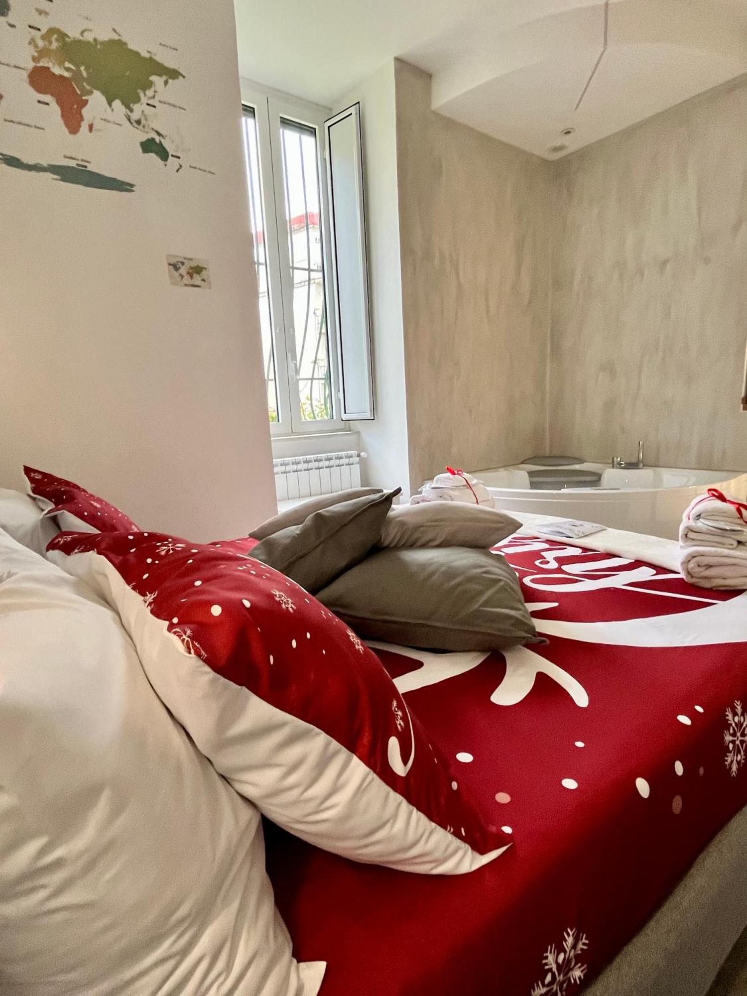 The Secret Garden Apartment Салерно Екстериор снимка