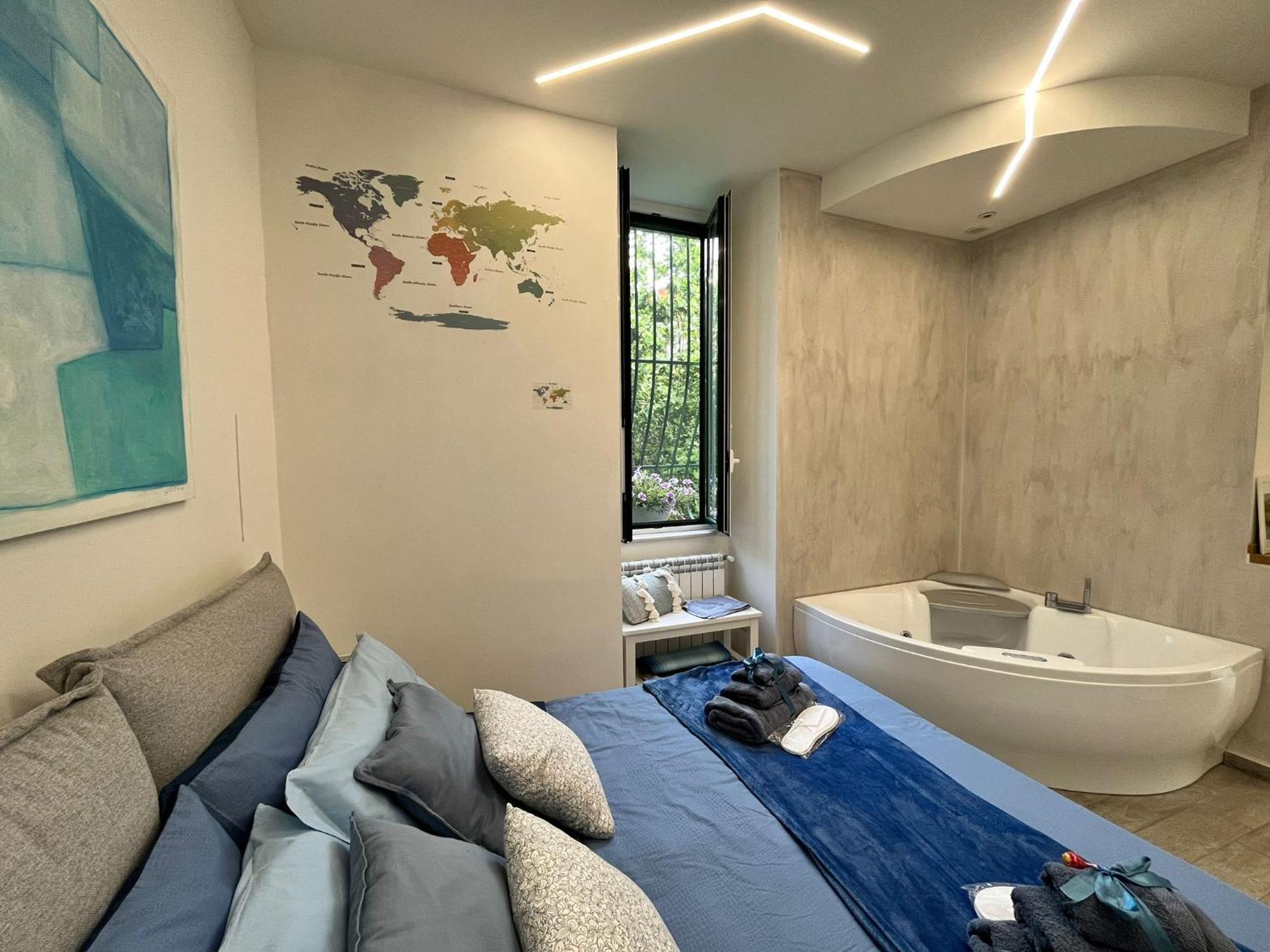 The Secret Garden Apartment Салерно Екстериор снимка