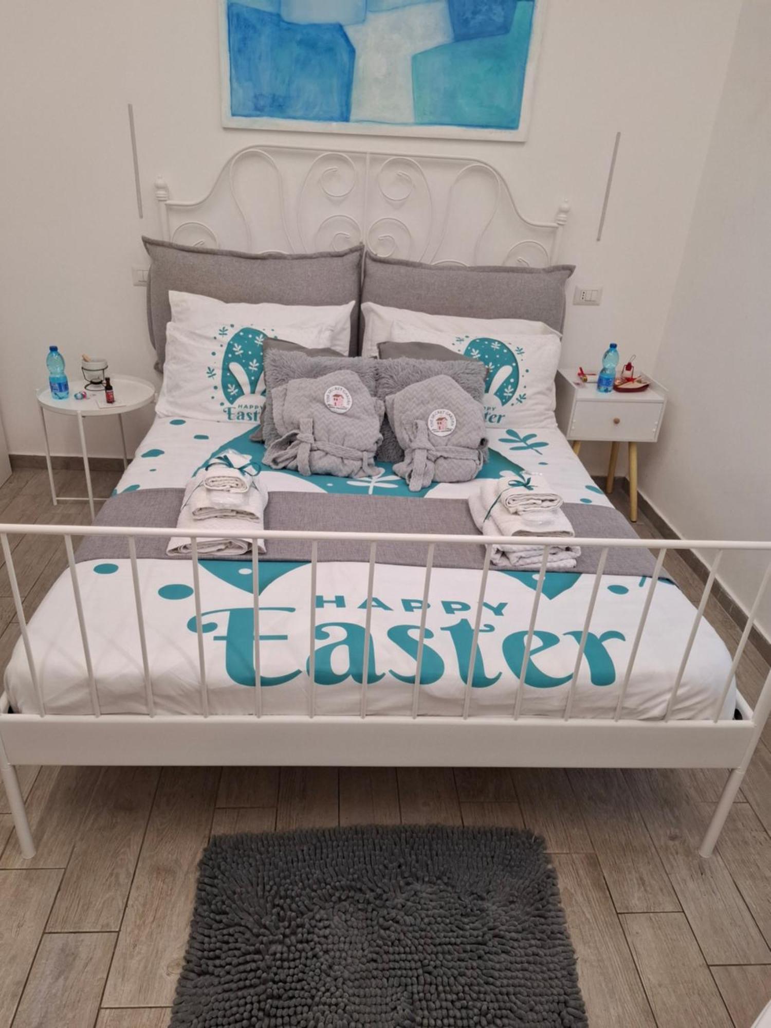 The Secret Garden Apartment Салерно Екстериор снимка